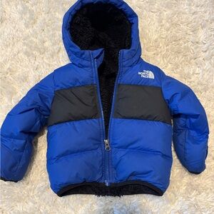 The North Face Royal Blue and Black Fleece-Lined Jacket